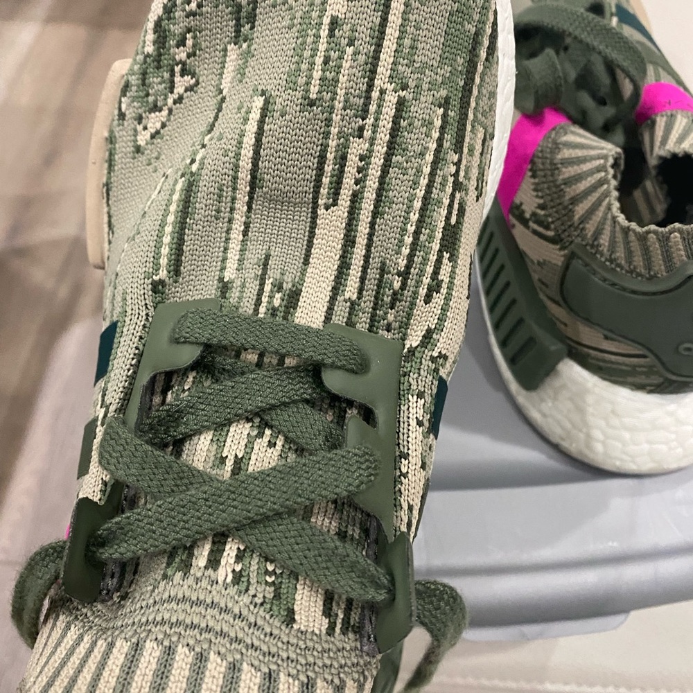 💰PRICE ⬇️
 ADIDAS -  SERGEANT MAJOR/GREEN
NIGHT/SHOCK PINK - size 7 - Picture 4 of 11